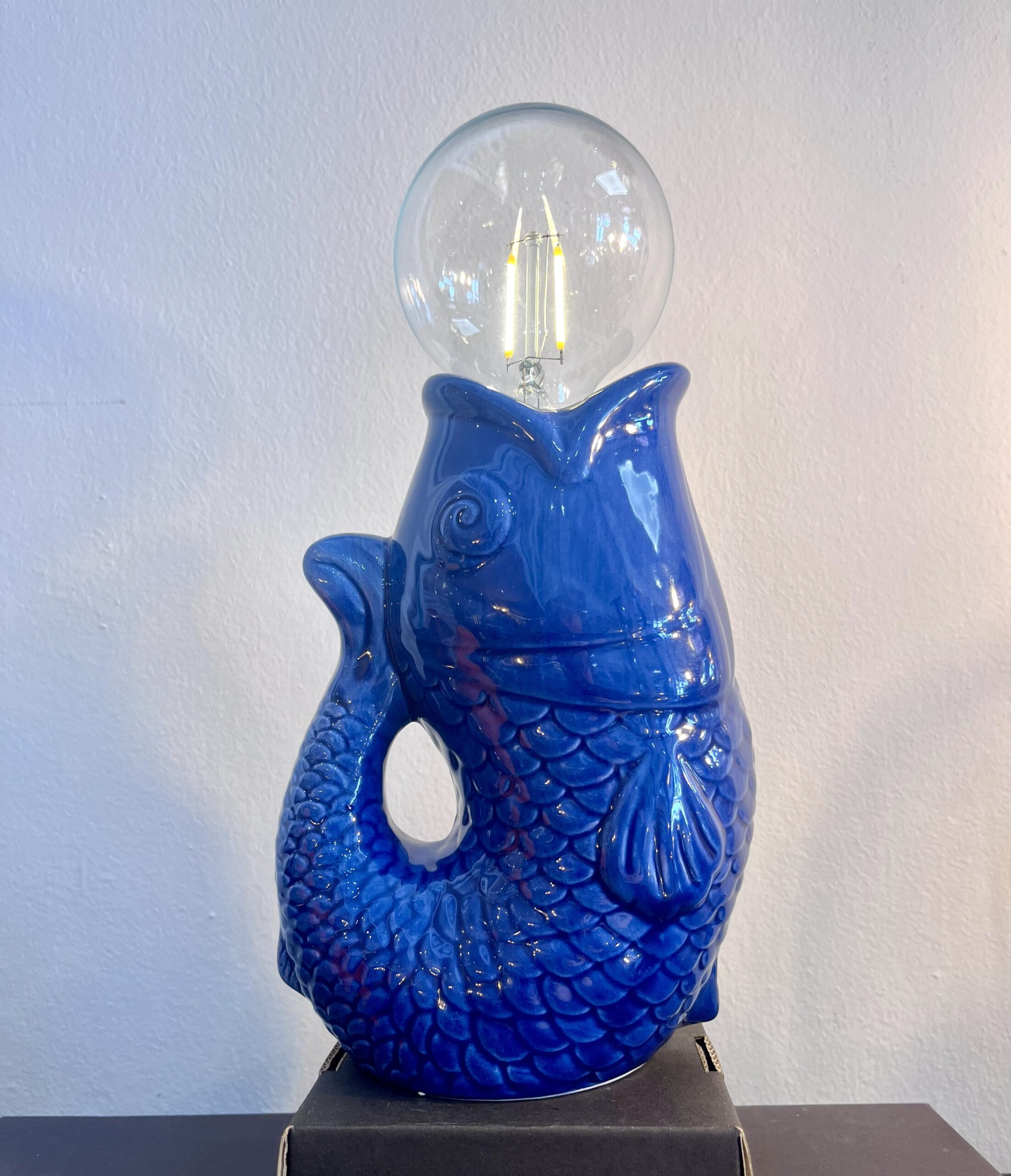 Lámpara Pez Azul LED sin Cable de Opjet Paris